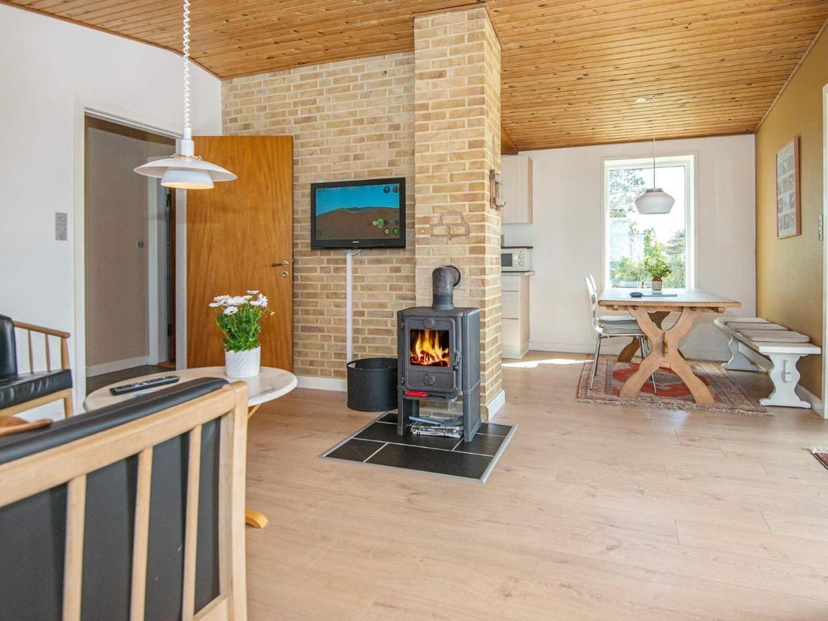 5 Person Holiday Home In R M Kongsmark Esterno foto
